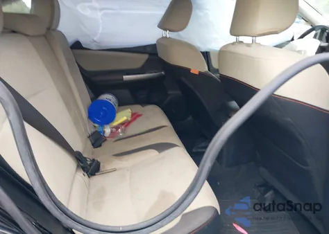 2016 Subaru Crosstrek Premium z USA, uszkodzony, nr VIN JF2GPADC2G8202761